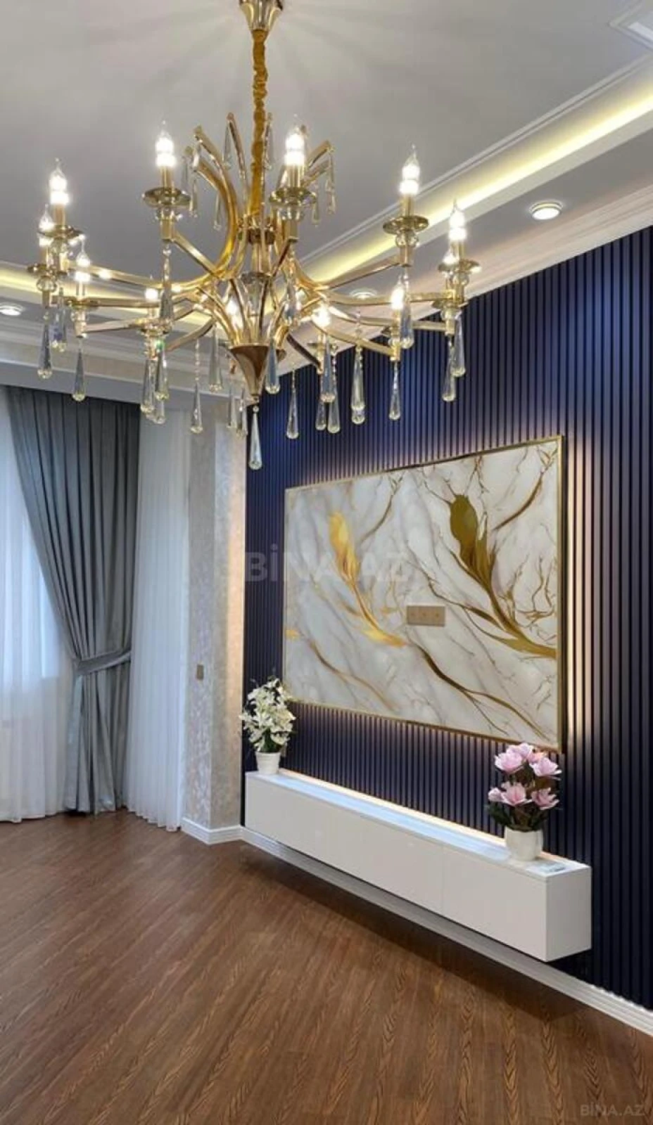 Satılır 3 otaqlı mənzil 104 m²