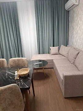 Satılır 2 otaqlı mənzil 64 m²