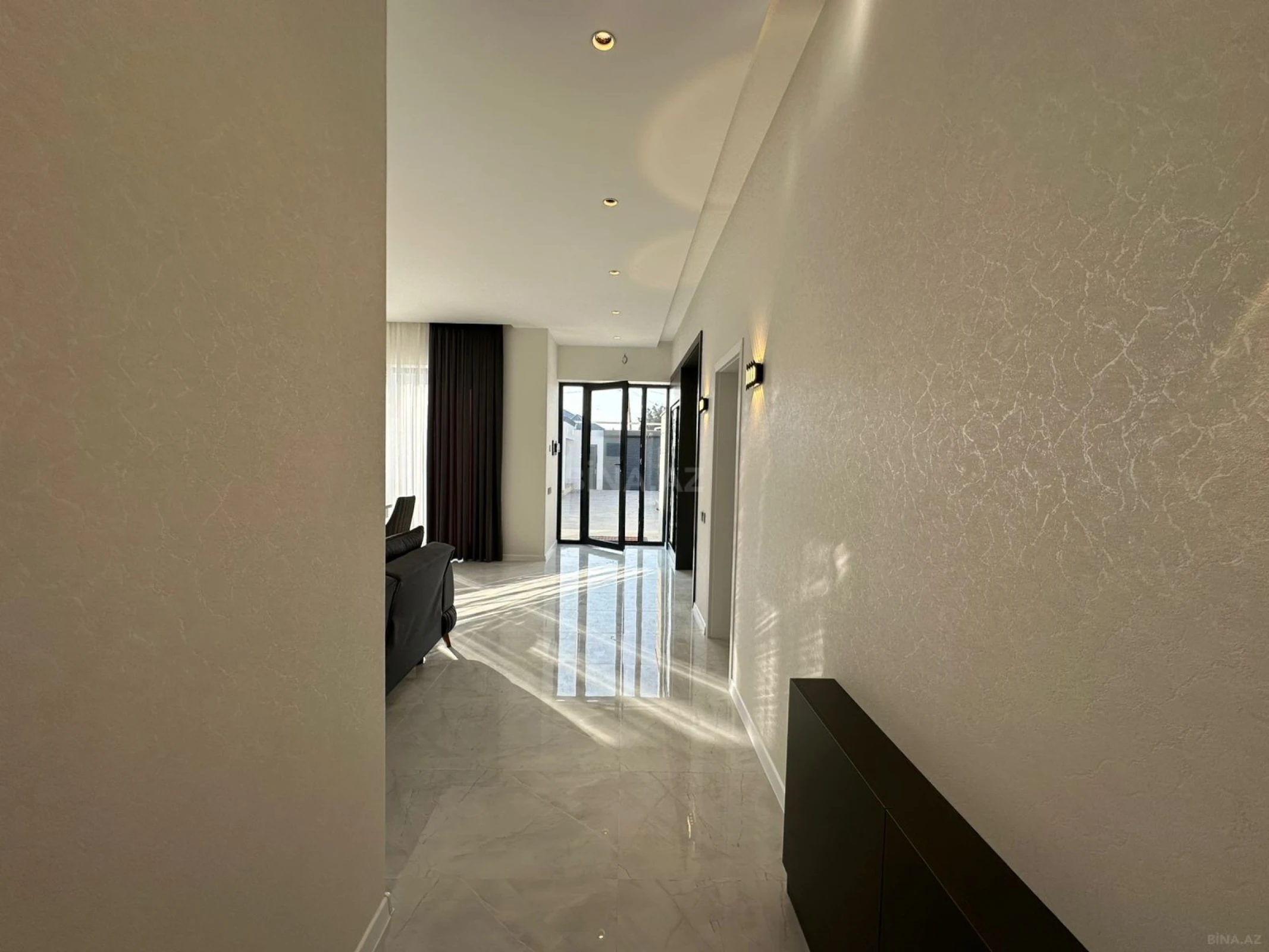 Satılır 4 otaqlı həyət evi 170 m²