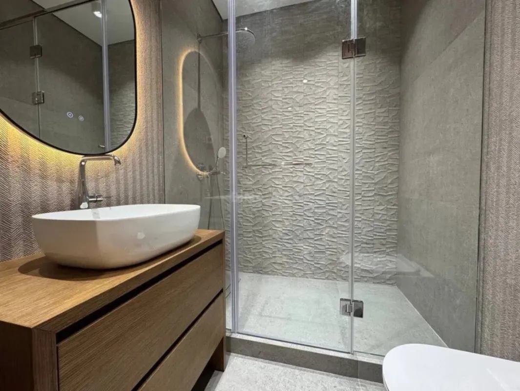 Kirayə verilir 2 otaqlı mənzil 75 m²