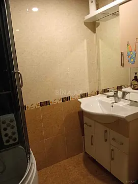 Satılır 2 otaqlı mənzil 80 m²