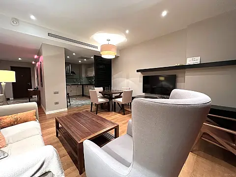 Kirayə verilir 3 otaqlı mənzil 130 m²