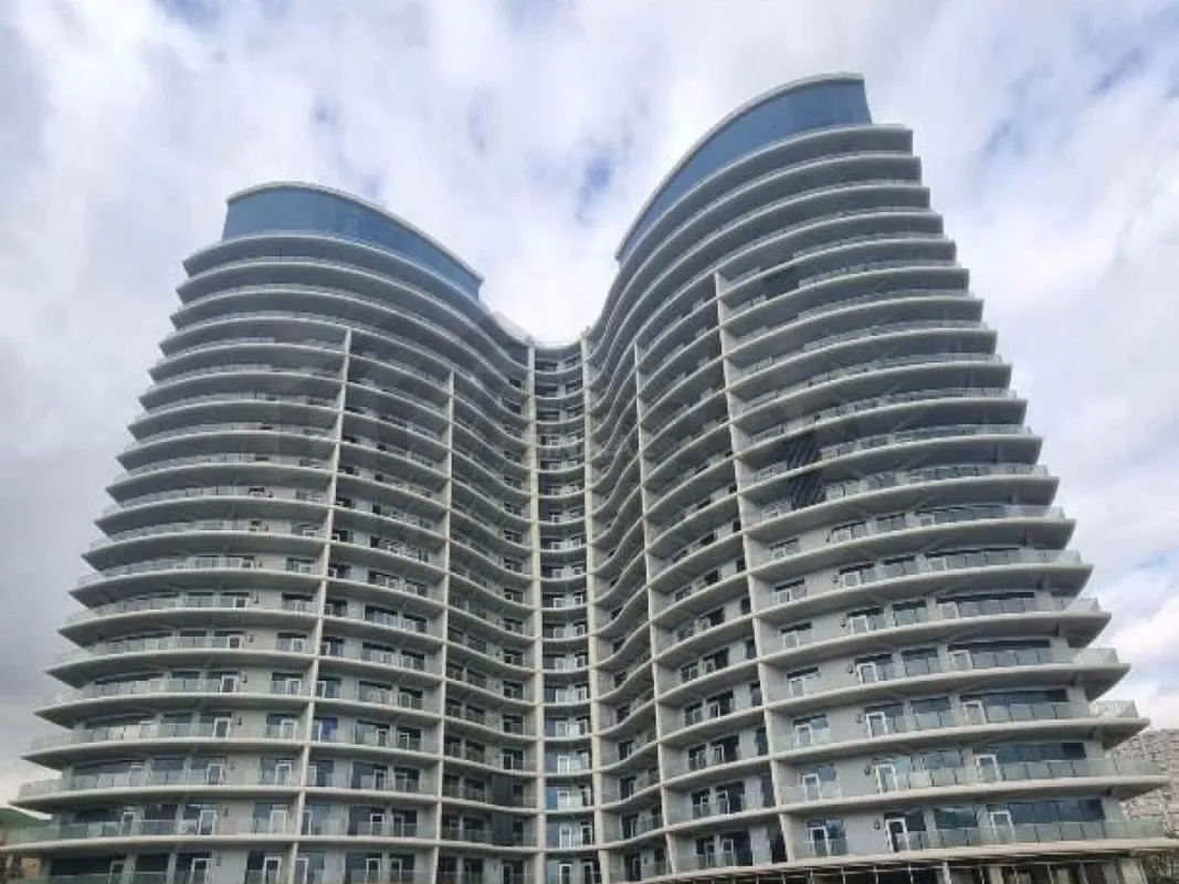 Satılır 3 otaqlı mənzil 120 m²