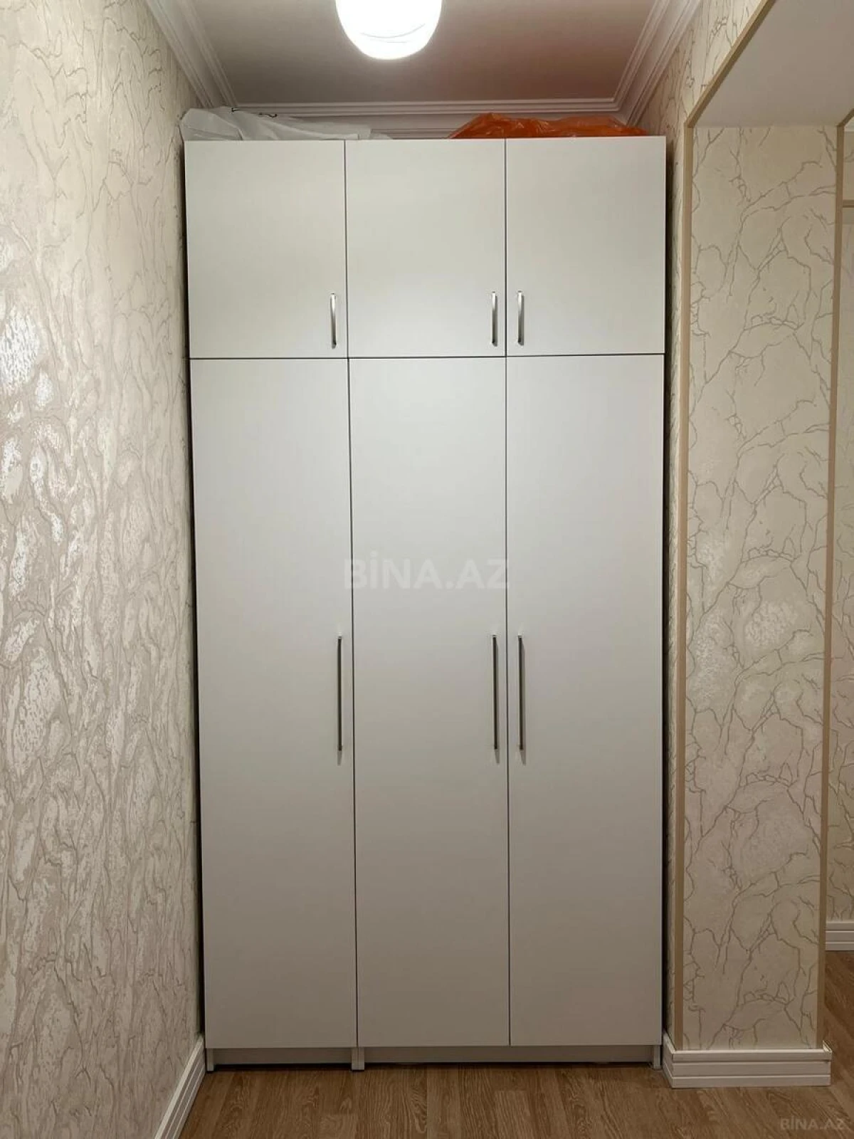 Satılır 3 otaqlı mənzil 110 m²