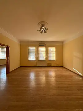 Kirayə verilir 4 otaqlı ofis 160 m²