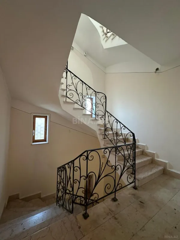 Kirayə verilir 4 otaqlı ofis 160 m²