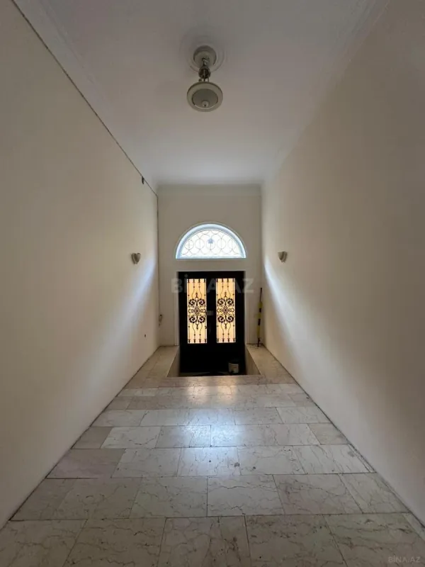 Kirayə verilir 4 otaqlı ofis 160 m²