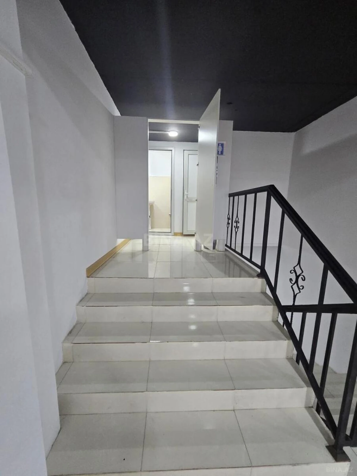 Satılır obyekt 500 m²