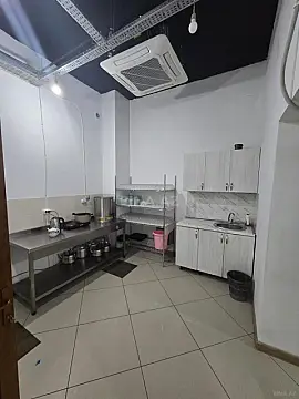 Satılır obyekt 500 m²