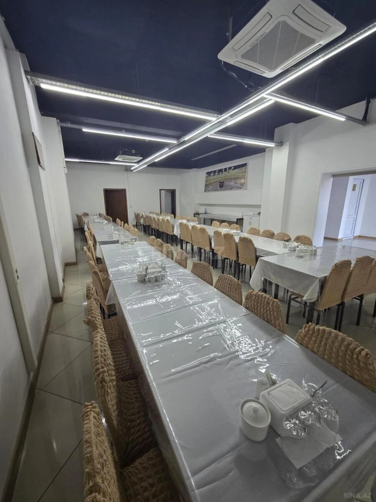 Satılır obyekt 500 m²