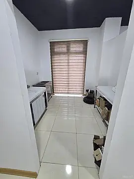 Satılır obyekt 500 m²