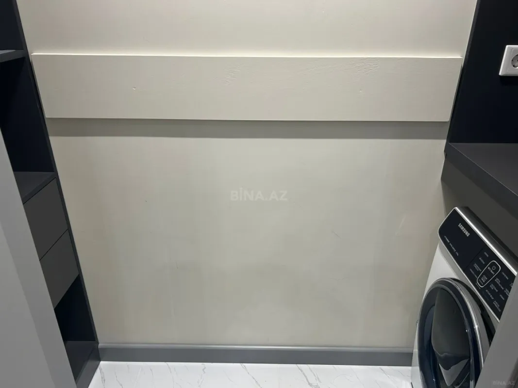 Kirayə verilir 3 otaqlı mənzil 160 m²