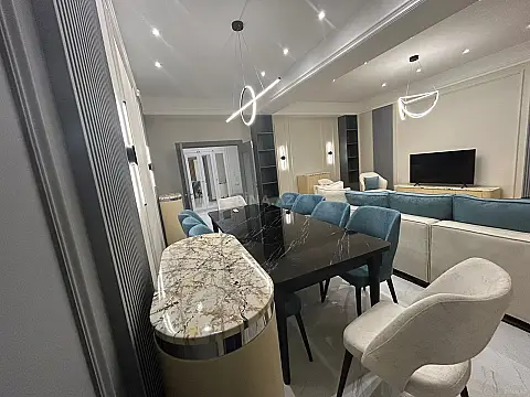 Kirayə verilir 3 otaqlı mənzil 160 m²
