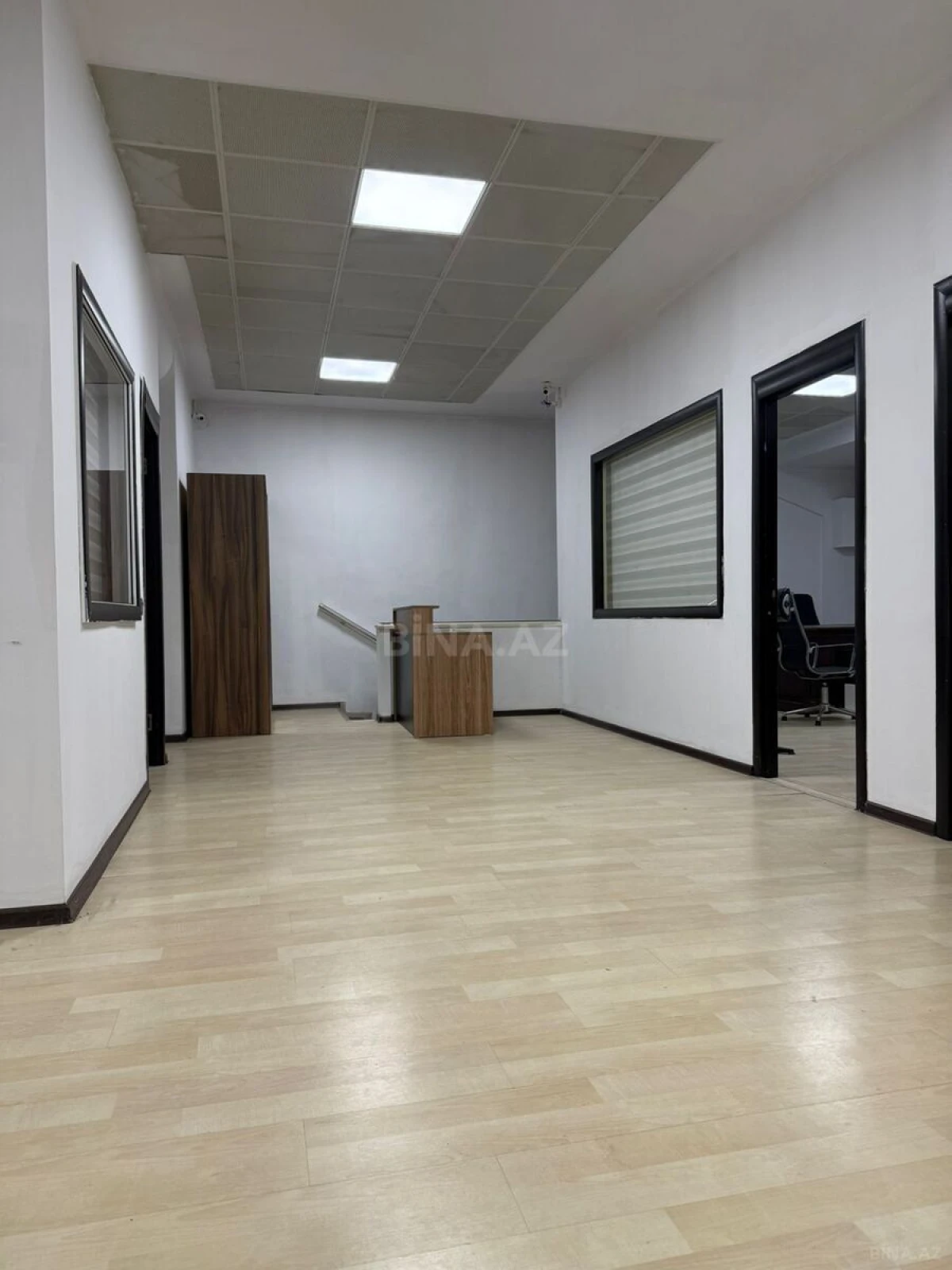 Kirayə verilir 6 otaqlı ofis 155 m²