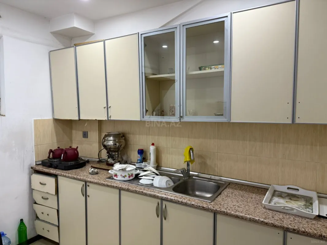 Kirayə verilir 6 otaqlı ofis 155 m²