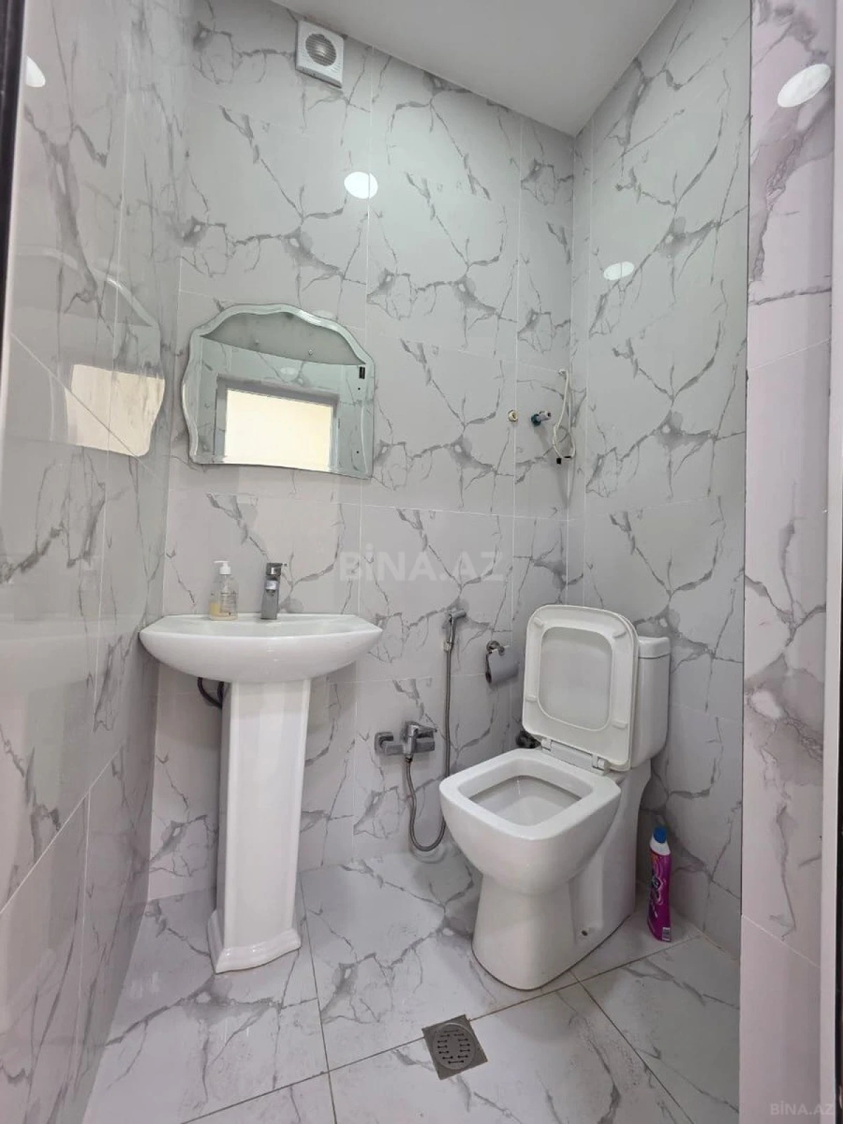 Satılır obyekt 70 m²