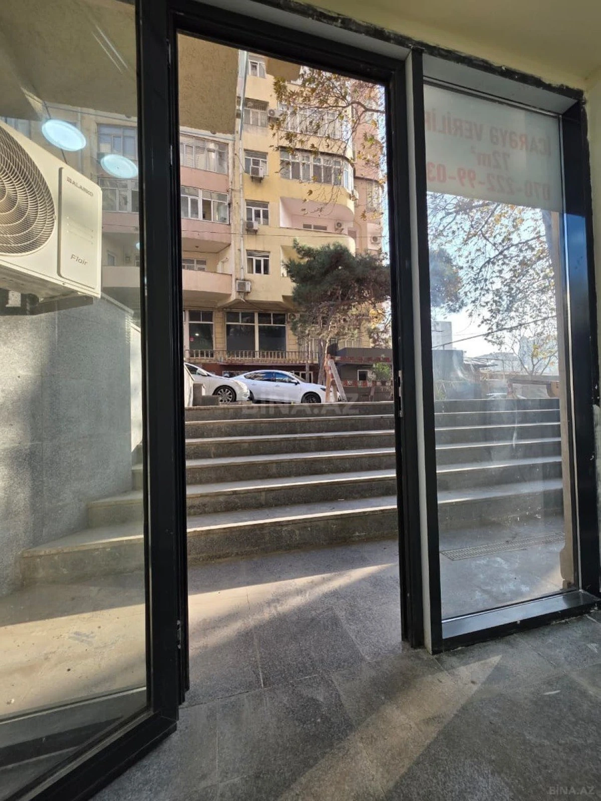 Satılır obyekt 70 m²