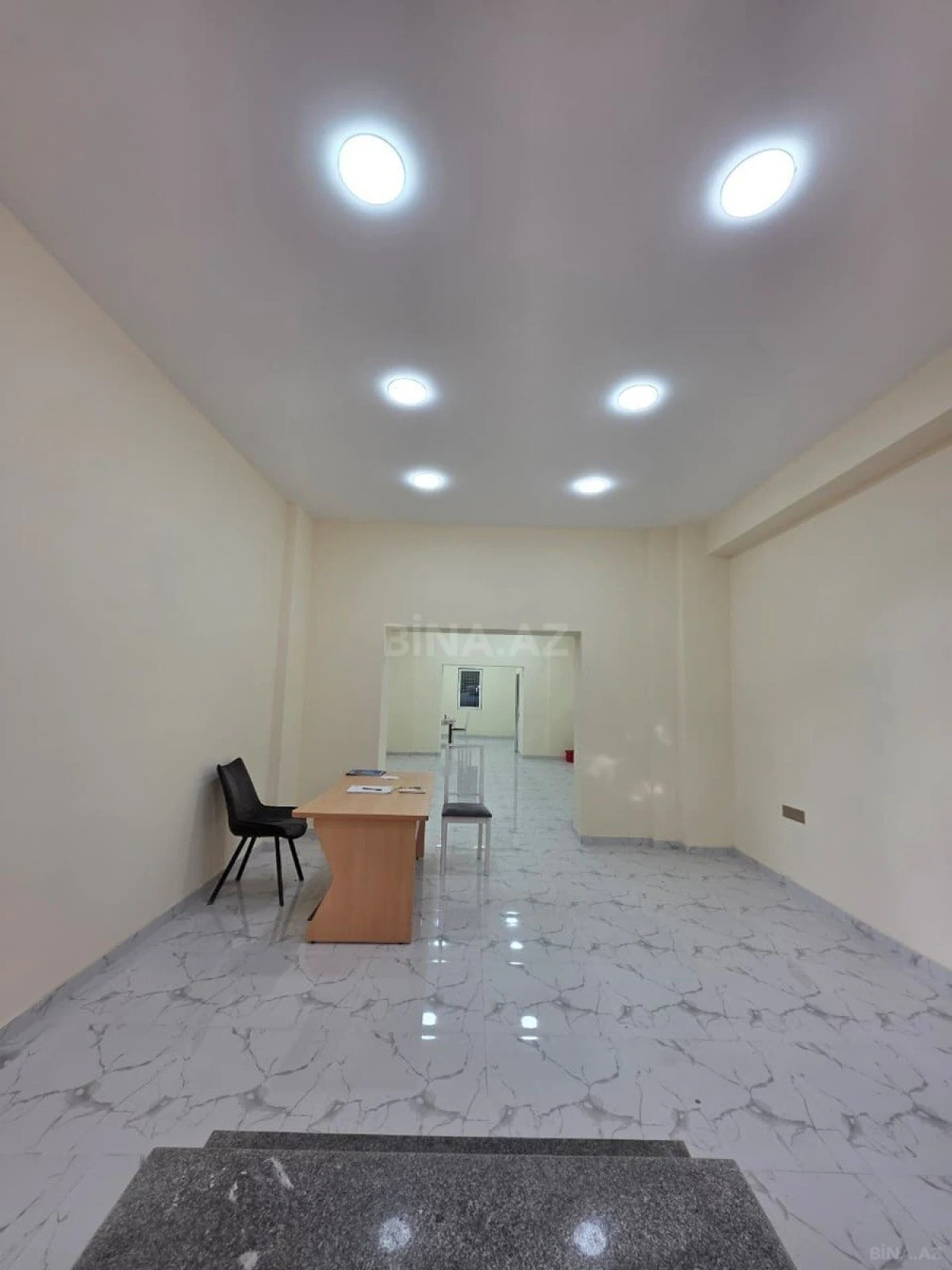 Satılır obyekt 70 m²