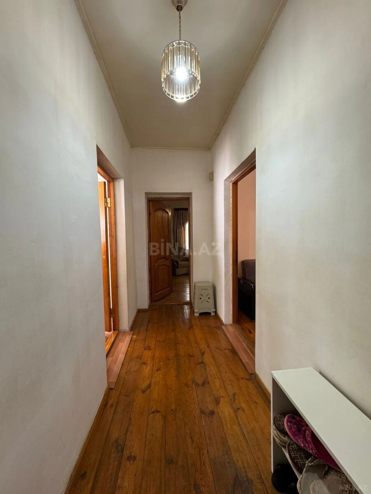 Satılır 8 otaqlı həyət evi 400 m²
