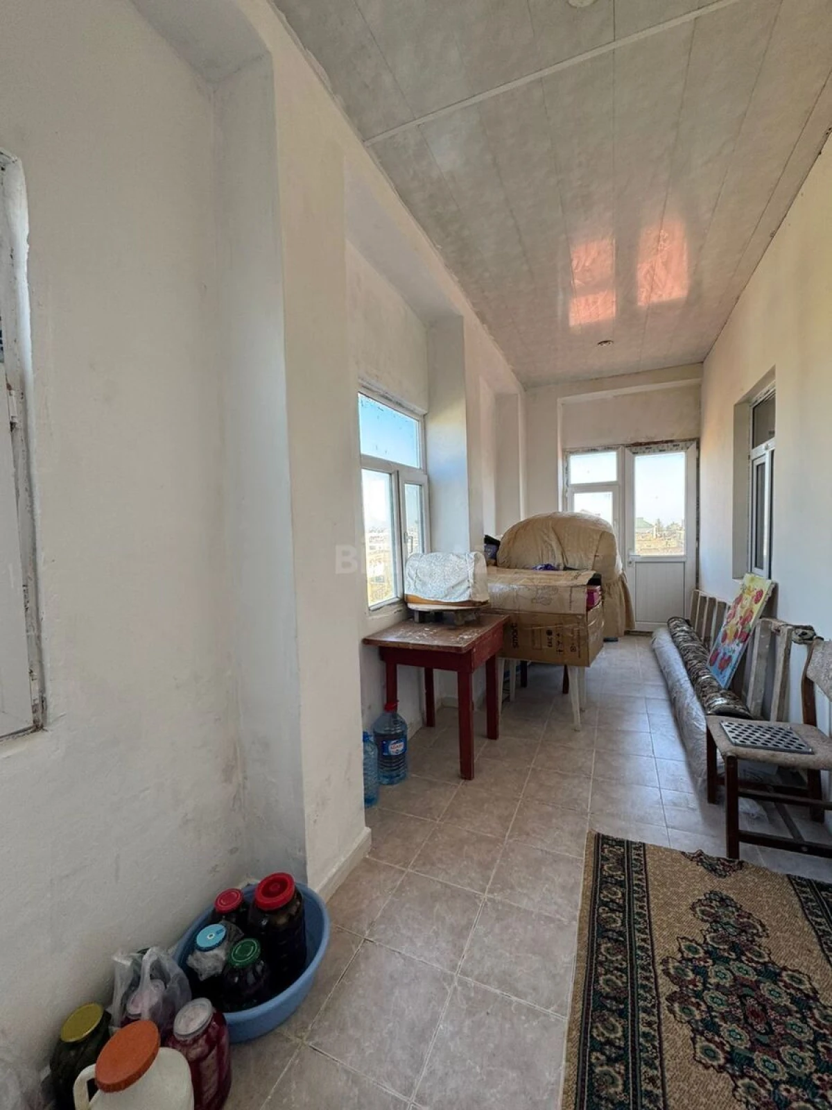 Satılır 8 otaqlı həyət evi 400 m²