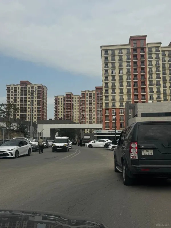 Satılır 2 otaqlı mənzil 65 m²