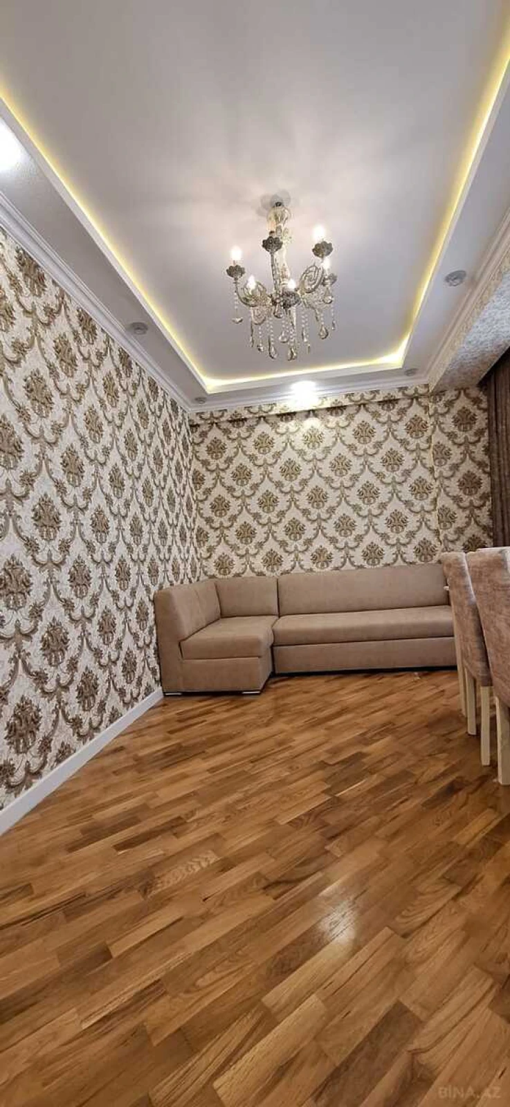 Satılır 2 otaqlı mənzil 62 m²