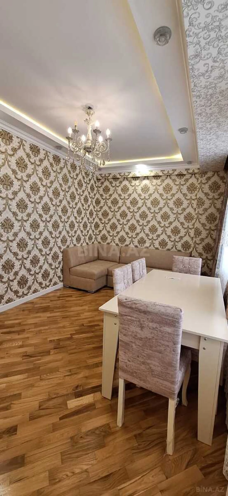 Satılır 2 otaqlı mənzil 62 m²