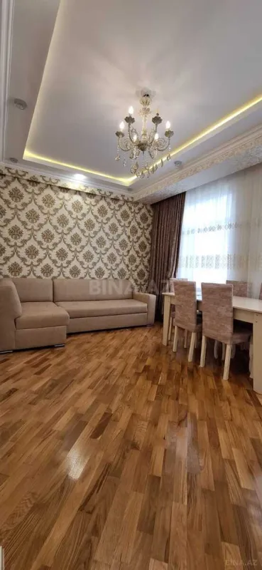 Satılır 2 otaqlı mənzil 62 m²