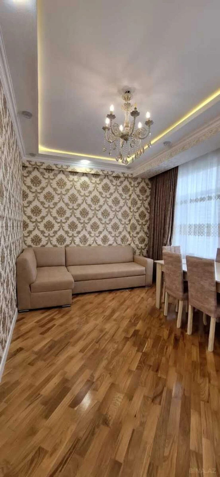 Satılır 2 otaqlı mənzil 62 m²