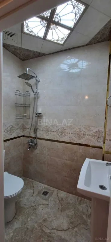 Satılır 2 otaqlı mənzil 62 m²