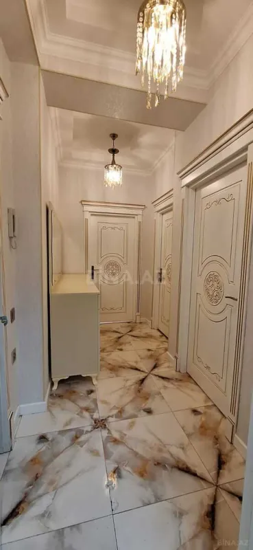 Satılır 2 otaqlı mənzil 62 m²