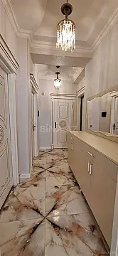 Satılır 2 otaqlı mənzil 62 m²
