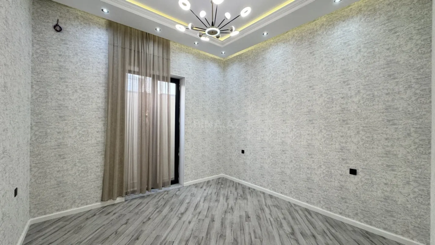 Satılır 4 otaqlı həyət evi 150 m²