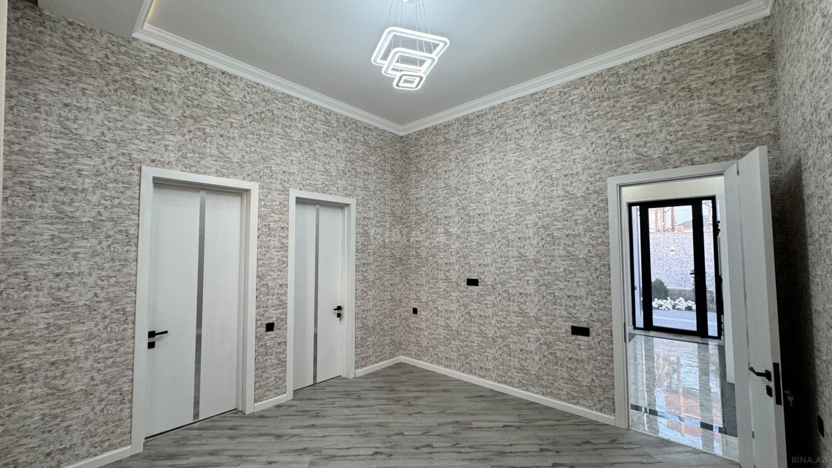 Satılır 4 otaqlı həyət evi 150 m²
