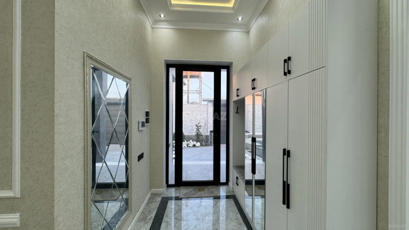 Satılır 4 otaqlı həyət evi 150 m²