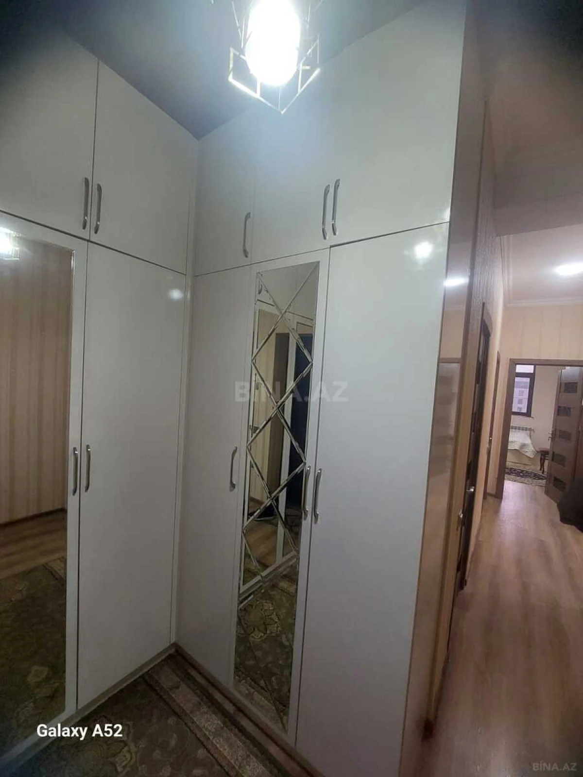 Satılır 3 otaqlı mənzil 100 m²