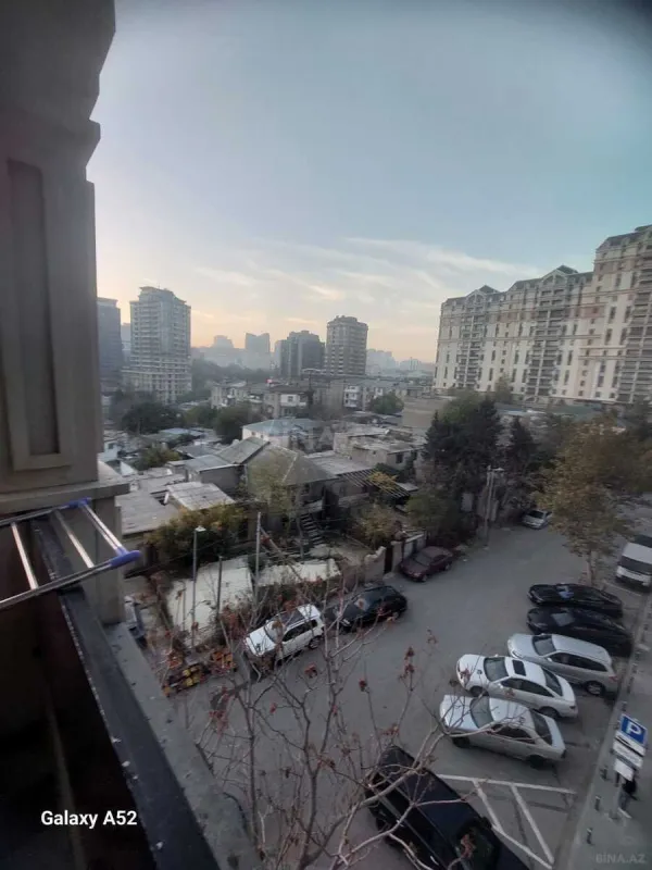 Satılır 3 otaqlı mənzil 100 m²