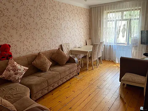 Satılır 3 otaqlı mənzil 65 m² — Bakı, Həzi Aslanov qəs. 3 otaq 65.00 m²