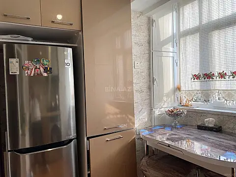Satılır 3 otaqlı mənzil 65 m²