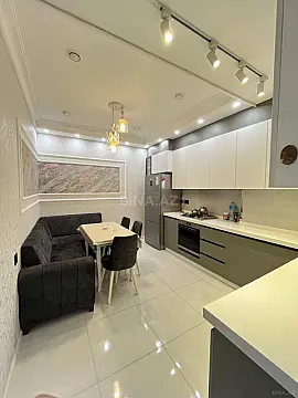 Satılır 3 otaqlı mənzil 104 m²