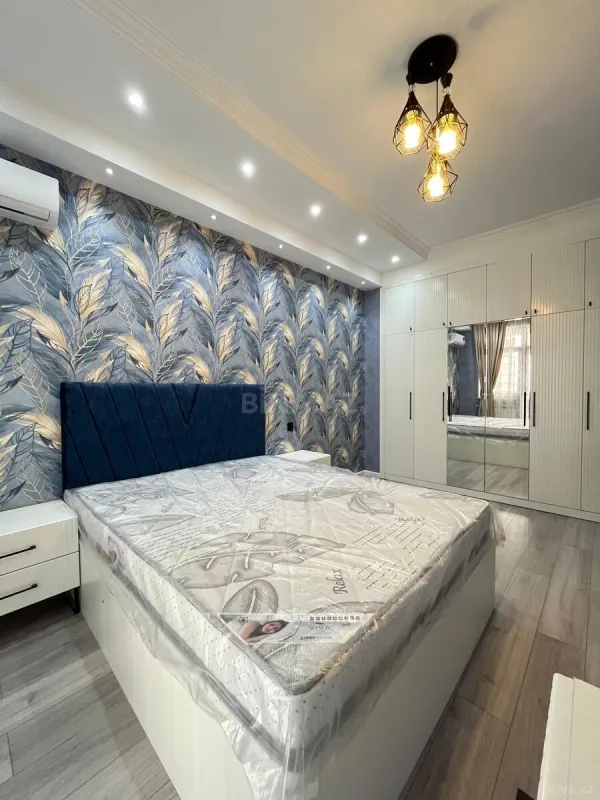 Satılır 3 otaqlı mənzil 104 m²