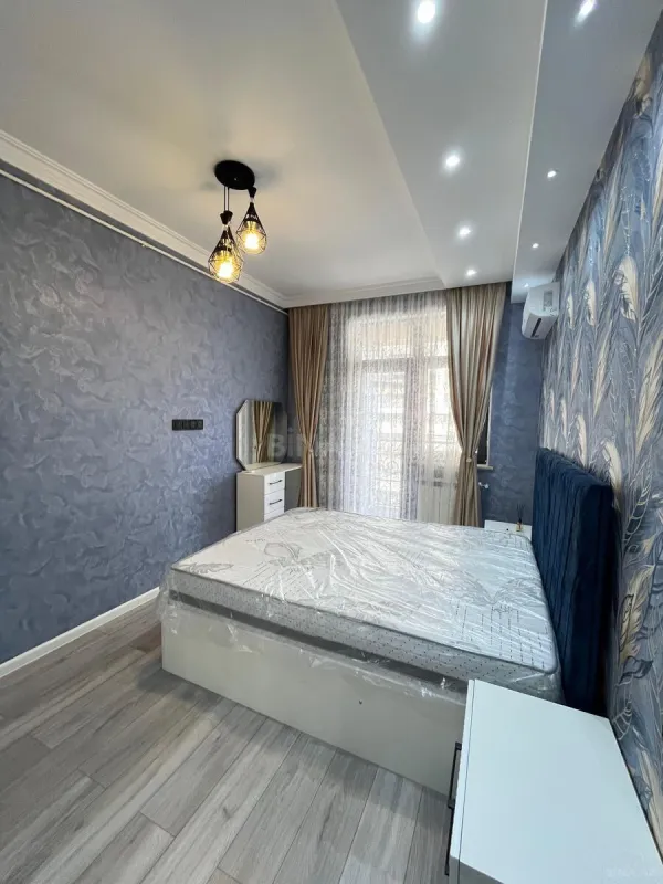 Satılır 3 otaqlı mənzil 104 m²