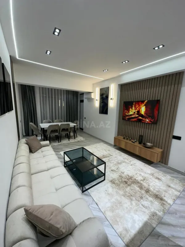 Kirayə verilir 2 otaqlı mənzil 80 m²