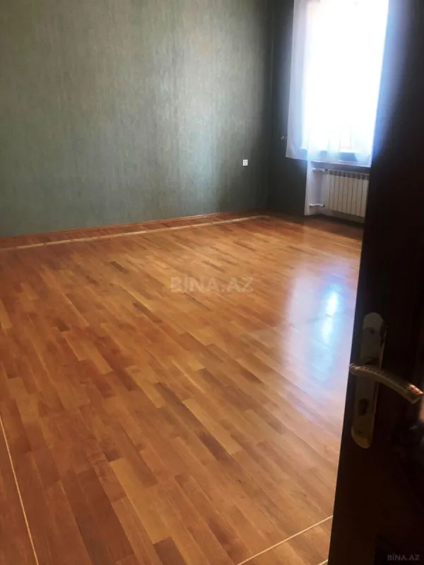 Kirayə verilir 10 otaqlı ofis 700 m²
