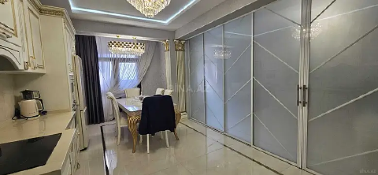 Satılır 2 otaqlı mənzil 96 m²