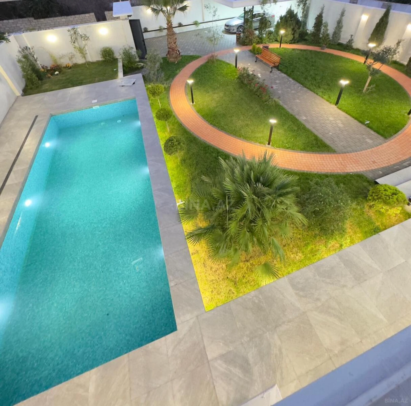 Satılır 6 otaqlı həyət evi 450 m²