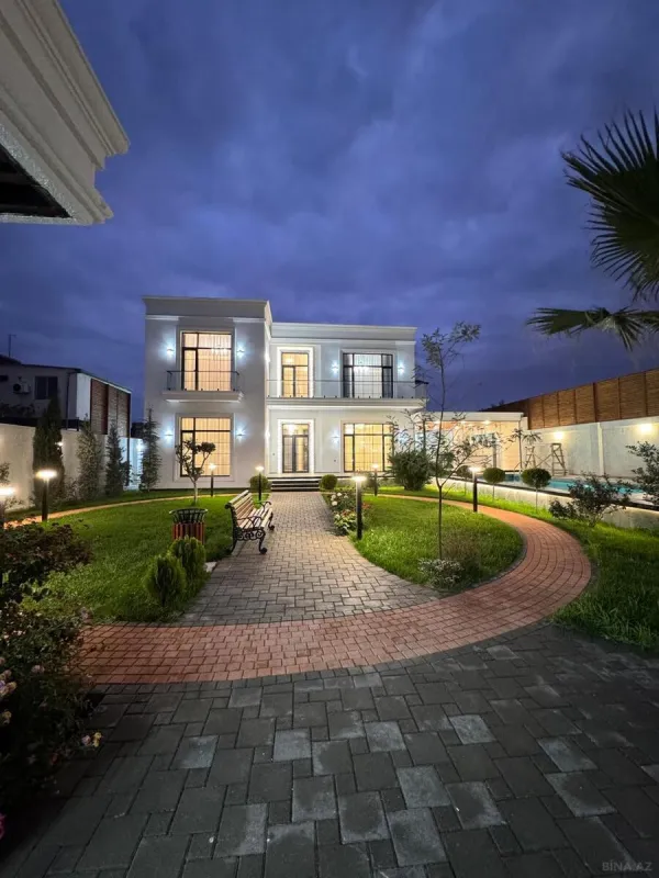 Satılır 6 otaqlı həyət evi 450 m²