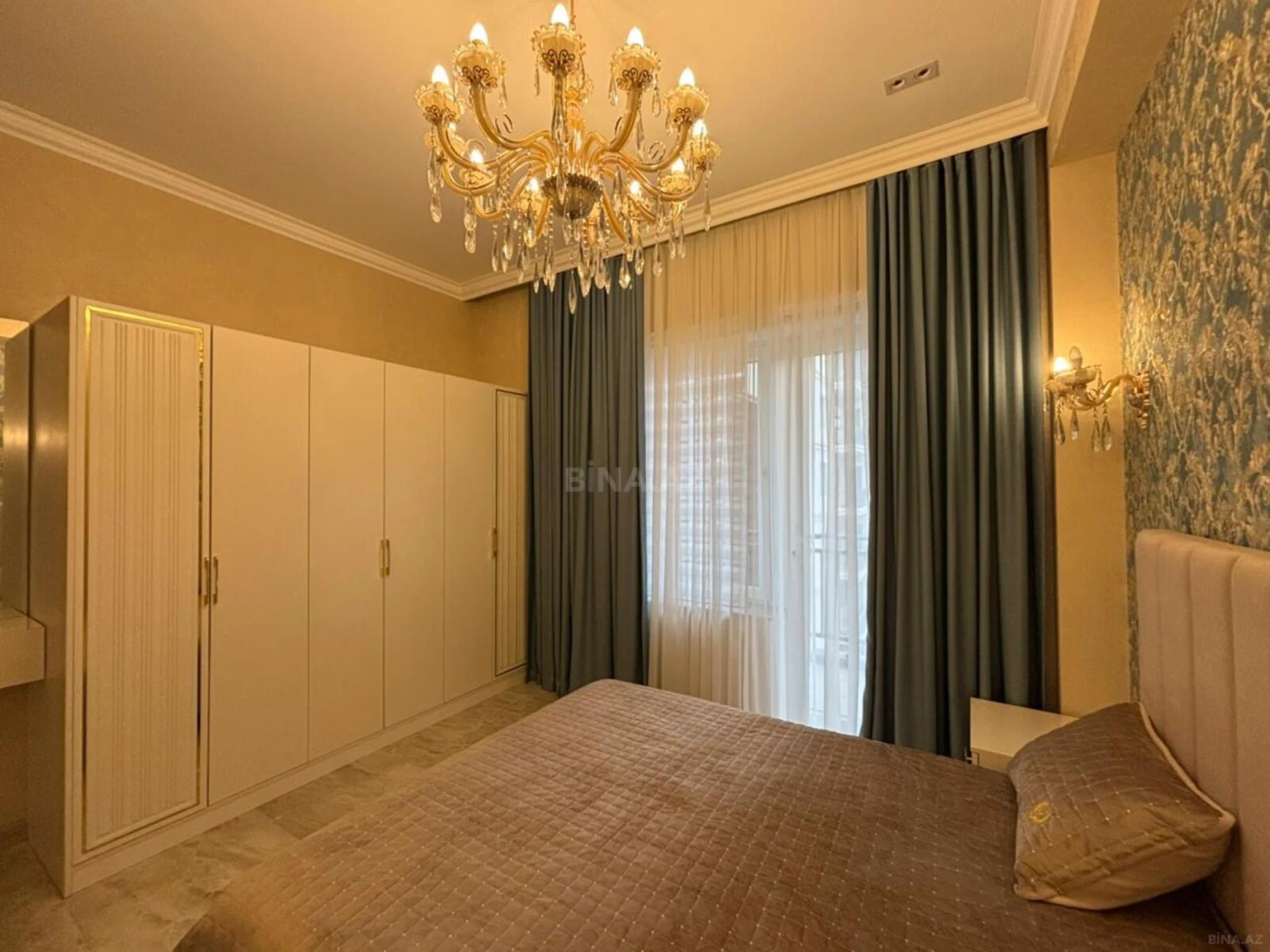 Kirayə verilir 3 otaqlı mənzil 110 m²