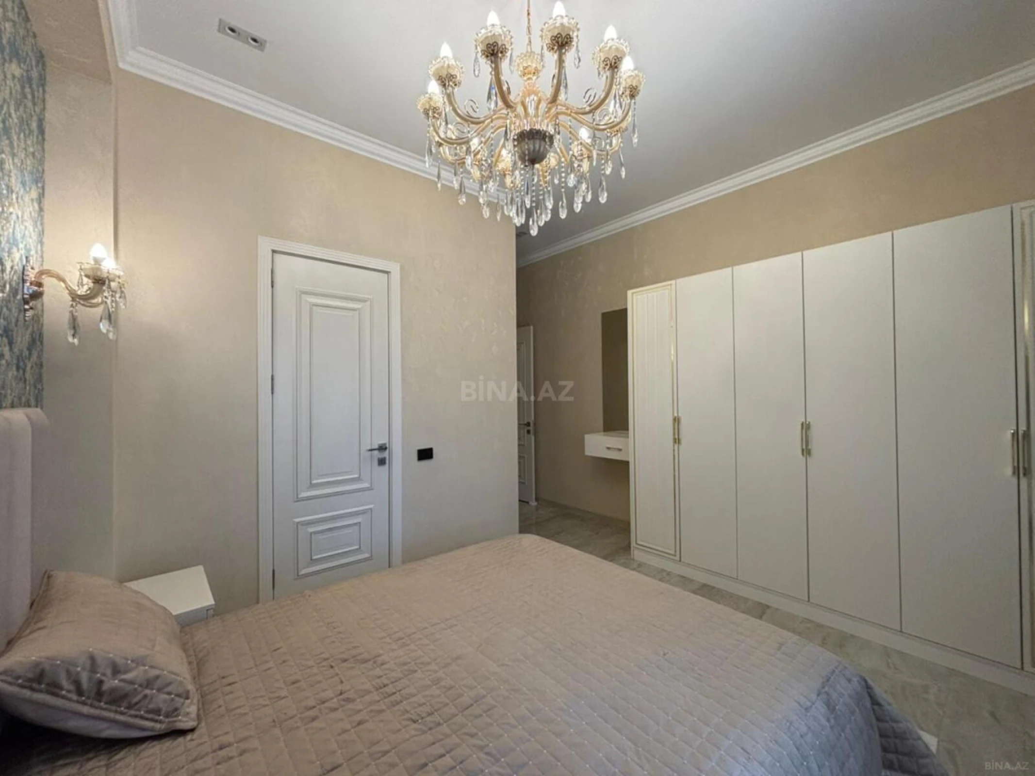 Kirayə verilir 3 otaqlı mənzil 110 m²