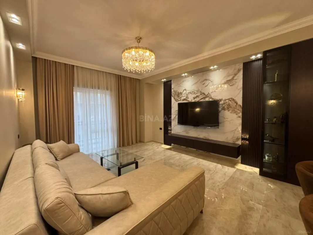 Kirayə verilir 3 otaqlı mənzil 110 m²